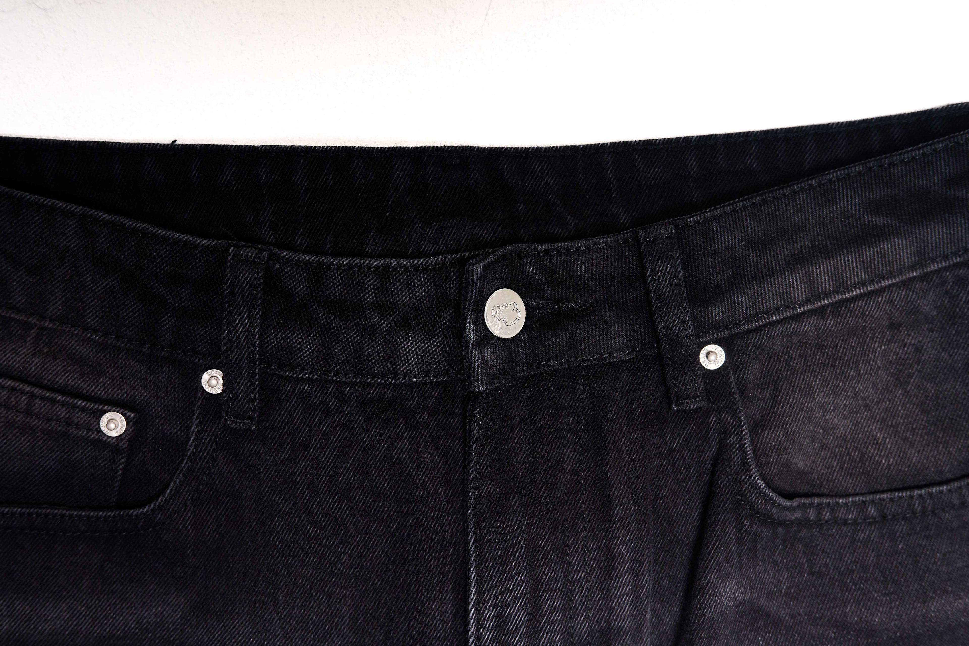 Okay Black Nostalgia Jeans